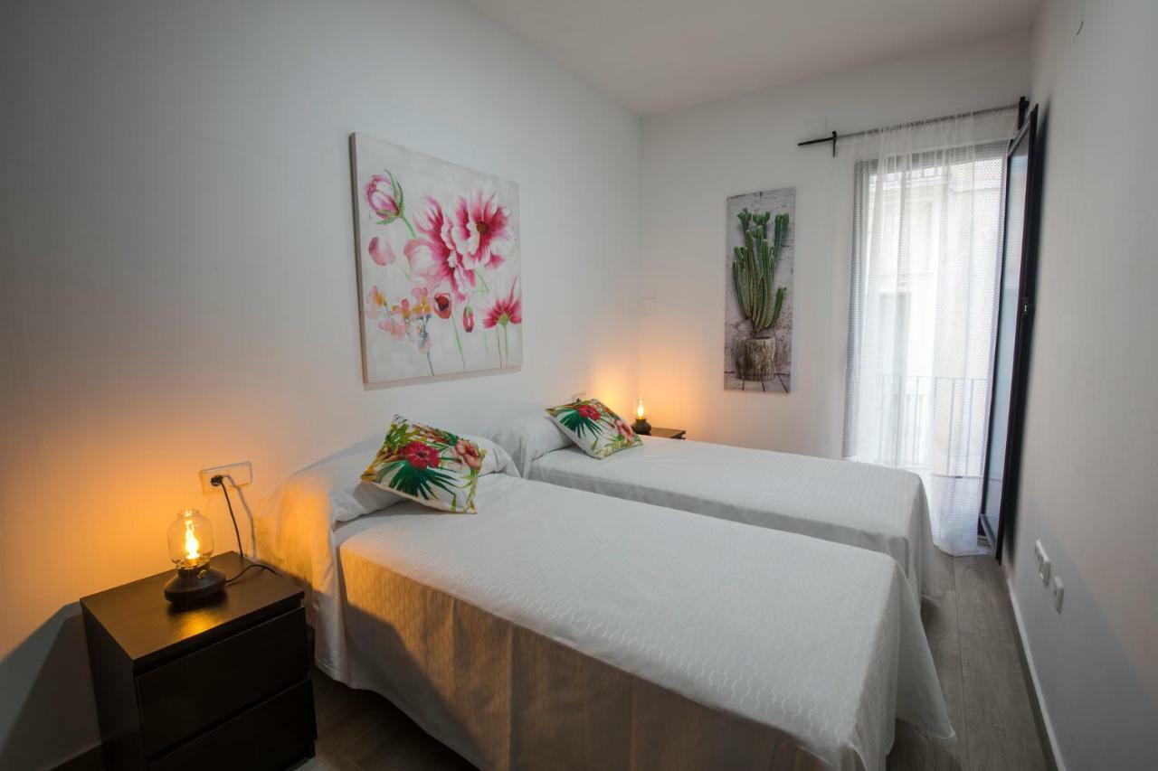 Apartamentos Caceres Turistico Exteriör bild